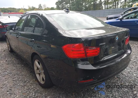 2015 BMW 328I xDrive z USA, uszkodzony, nr VIN WBA3B5C56FF959806